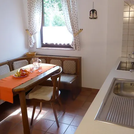 Haus Lechthaler Apartamento